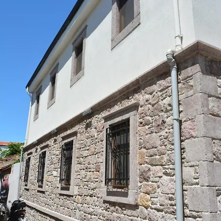 Lokal Ayvalı
